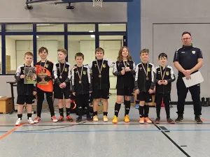 Erneut Platz 5 für unsere E-Junioren beim „Mera Dienstleistungen Hallencup"